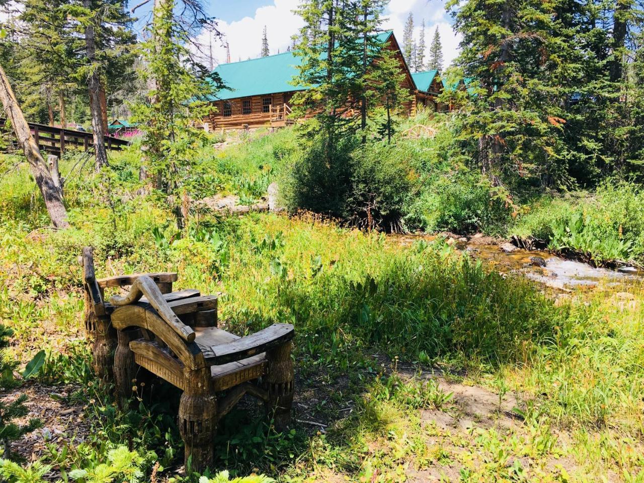 Centennial Snowy Mountain Lodge מראה חיצוני תמונה