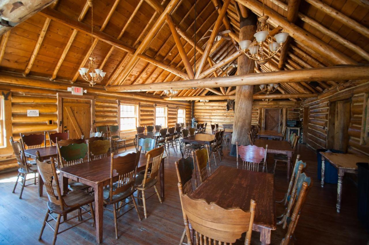 Centennial Snowy Mountain Lodge מראה חיצוני תמונה