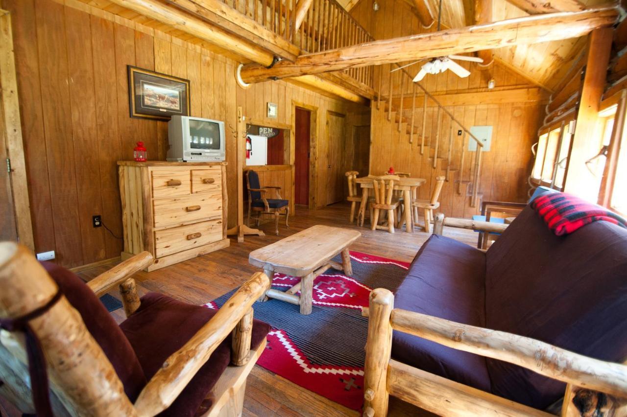 Centennial Snowy Mountain Lodge מראה חיצוני תמונה