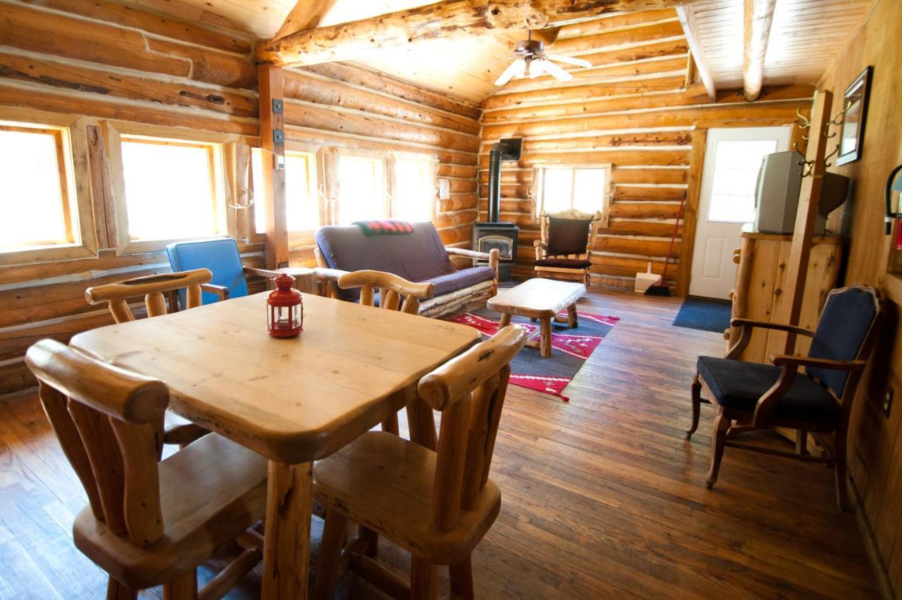 Centennial Snowy Mountain Lodge מראה חיצוני תמונה